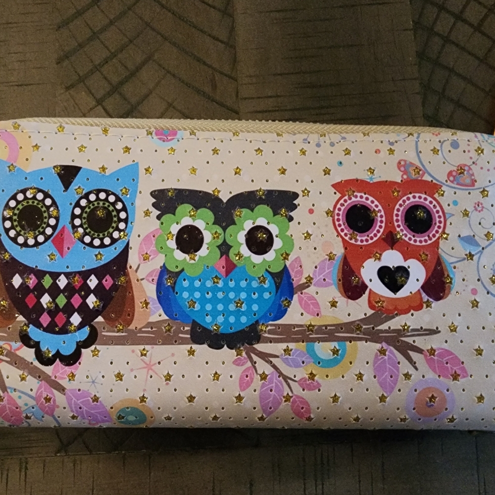 Large owl wallet